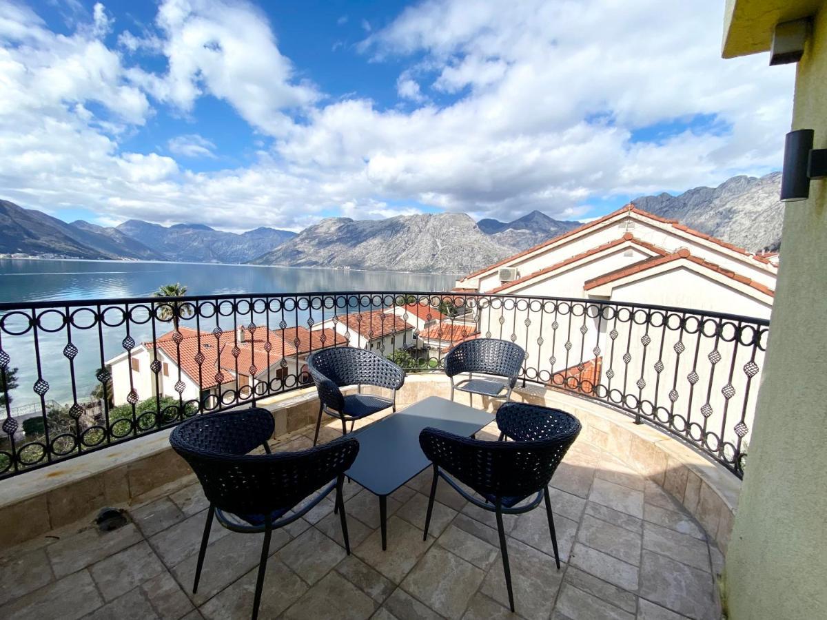 2Montenegro Mimoza Apartments Dobrota Kültér fotó